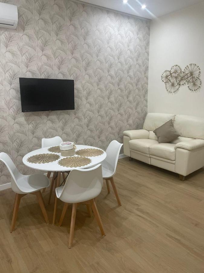 Luna&Sole Oreste Apartments - Self Check-In Bari Esterno foto