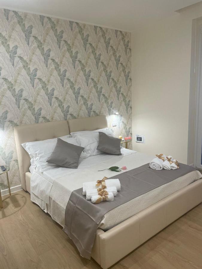 Luna&Sole Oreste Apartments - Self Check-In Bari Esterno foto