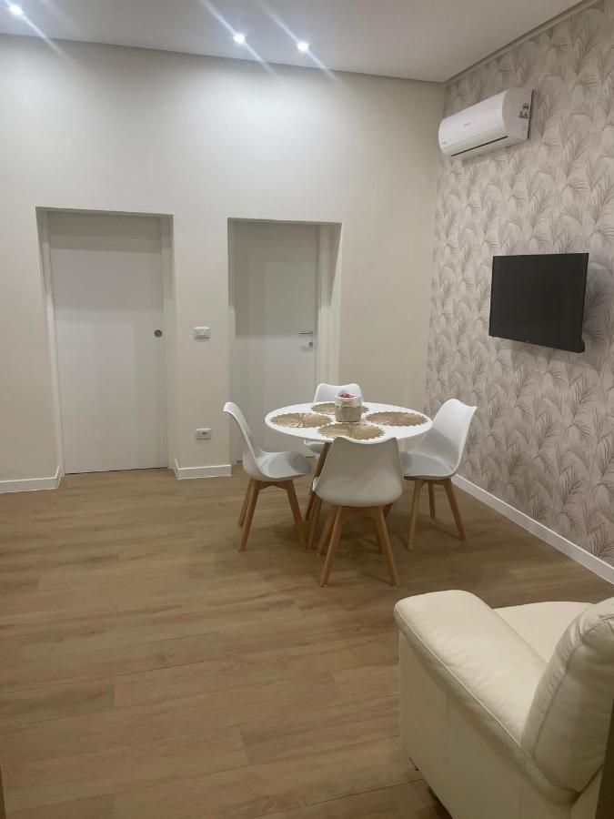 Luna&Sole Oreste Apartments - Self Check-In Bari Esterno foto
