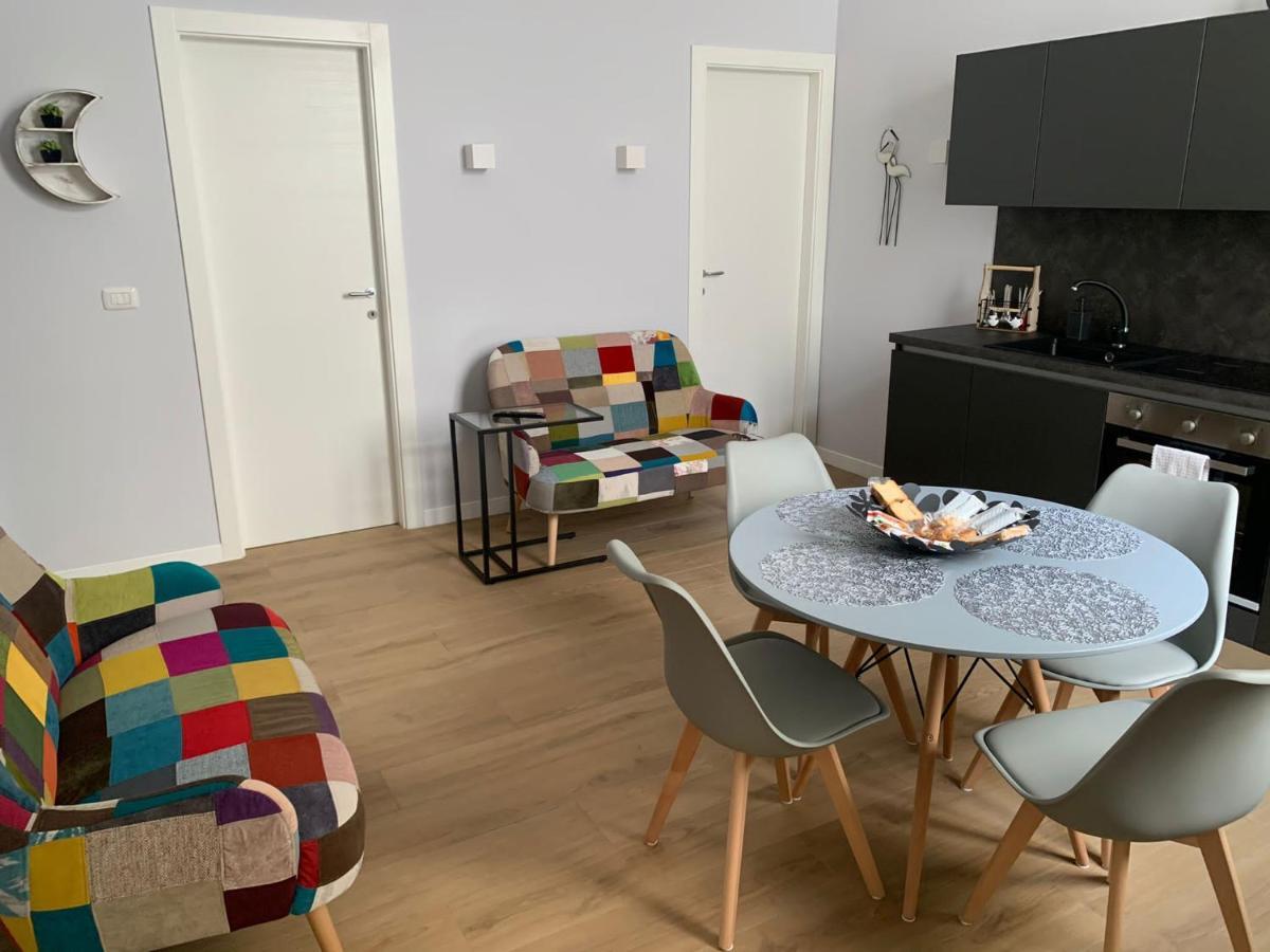 Luna&Sole Oreste Apartments - Self Check-In Bari Esterno foto