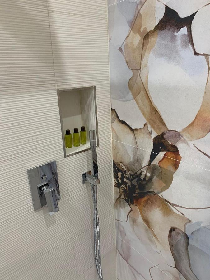 Luna&Sole Oreste Apartments - Self Check-In Bari Esterno foto